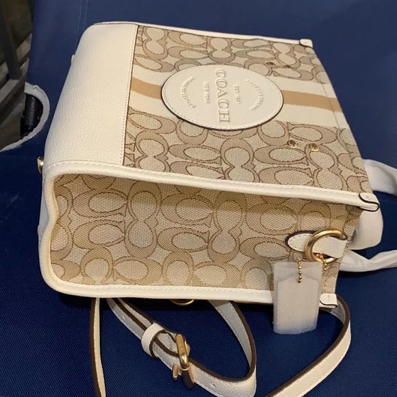 Coach Dempsey 22 Tote bag - Picture 2 of 5